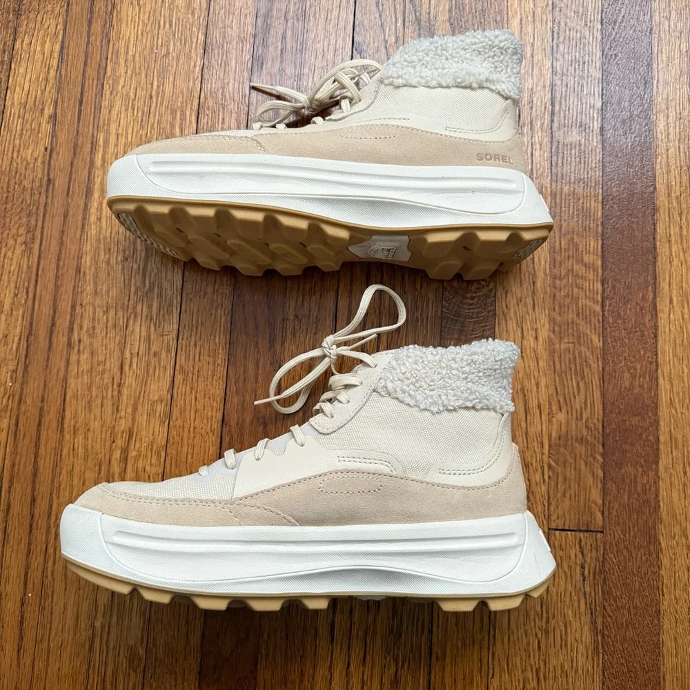 Sorel Women's ONA 503 Mid Cozy